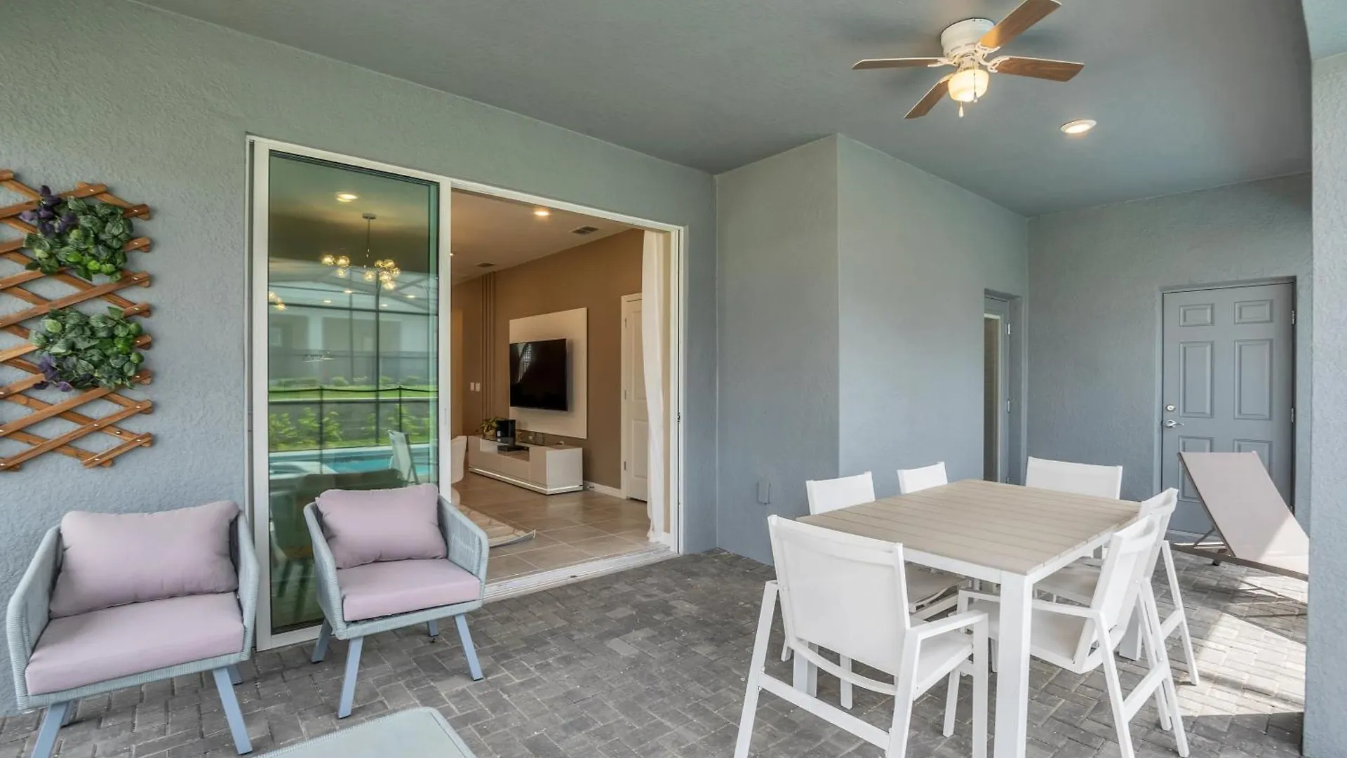 Top Villas - Windsor Island Resort 72 Davenport 0*,  United States