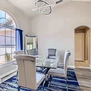 New Modern Relaxing 4 Bedroom Pool Near Disney's Parks Davenport